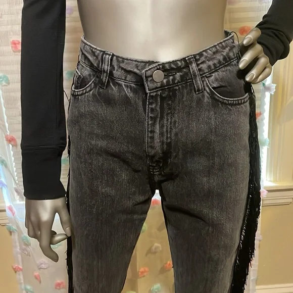 Nasty Gal Fringe Cropped High Waisted Jeans - Picture 5 of 13